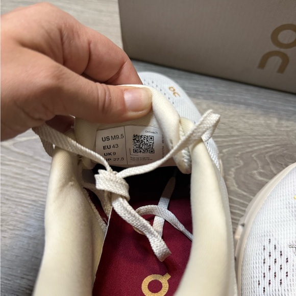 •ON CLOUD• CLOUD X4 PEARL IVORY SNEAKERS - Picture 7 of 11